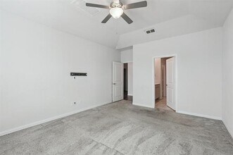 2115 Clarion Dr in Heath, TX - Foto de edificio - Building Photo