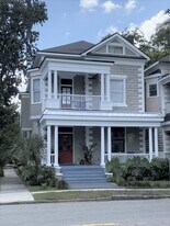 1902 Barnard St, Unit 2 in Savannah, GA - Building Photo