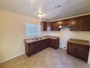 721 N Preston Dr in Calexico, CA - Building Photo - Building Photo
