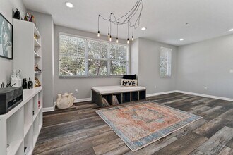 500 Pacific Grove Dr in West Palm Beach, FL - Building Photo - Building Photo