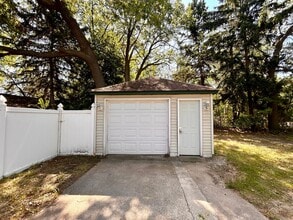 119 E Summit Ave in Muskegon Heights, MI - Building Photo - Building Photo
