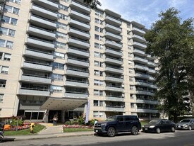 Fifty Cosburn in Toronto, ON - Building Photo