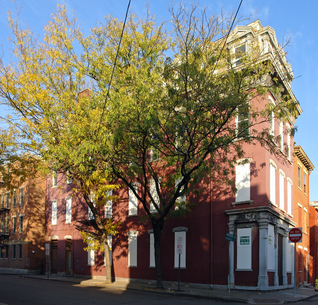 1701 Pleasant St in Cincinnati, OH - Building Photo - Building Photo