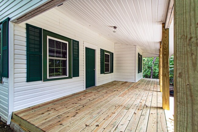 189 Dendron Hl Ln in Etowah, NC - Building Photo - Building Photo