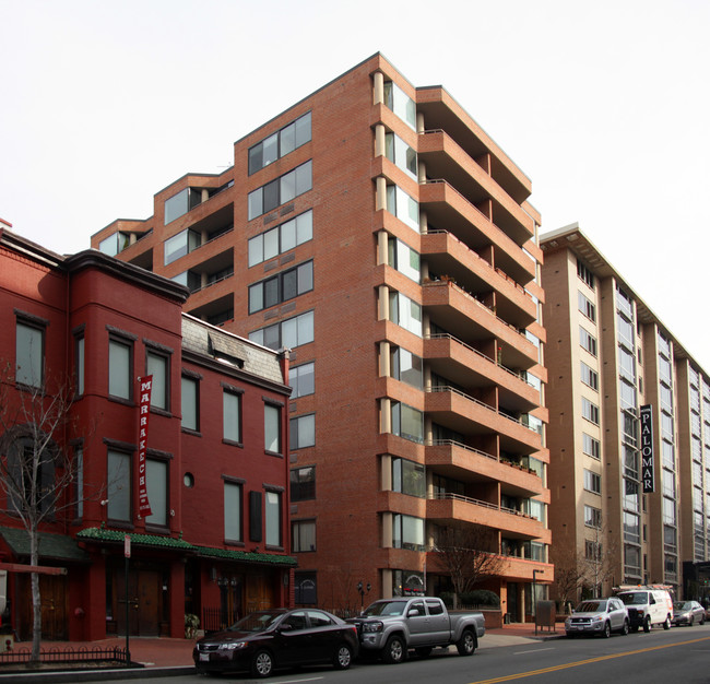 Dupont West in Washington, DC - Foto de edificio - Building Photo