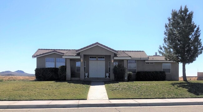 property at 20564 Verde Vista Pkwy