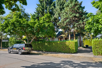 1775 Cedar Cres in Vancouver, BC - Building Photo - Building Photo