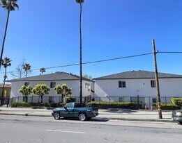 Micasa Apartments in Sylmar, CA - Building Photo