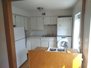 36 Sherman Ter in Madison, WI - Building Photo - Building Photo