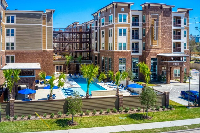 Belle Spring Branch in Houston, TX - Building Photo - Building Photo