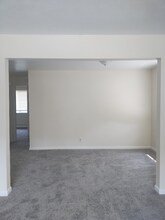 1920 Dallas Ave in Cincinnati, OH - Building Photo - Building Photo