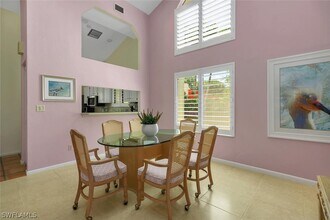 202 Bears Paw Trail in Naples, FL - Foto de edificio - Building Photo