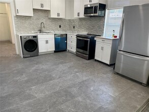 288 NE 58th Terrace in Miami, FL - Building Photo - Building Photo