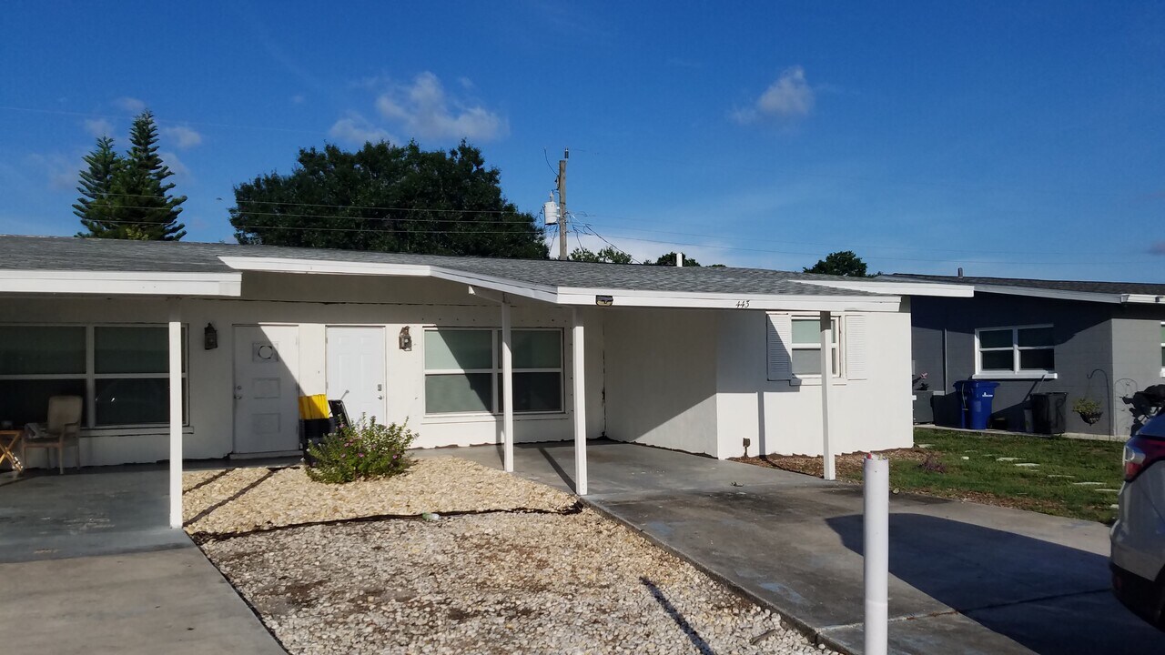 443 Granada Blvd, Unit 443 Granada #B North Port FL, 34287 in North Port, FL - Foto de edificio