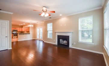 1450 Woodbine Ave SE in Atlanta, GA - Building Photo - Building Photo