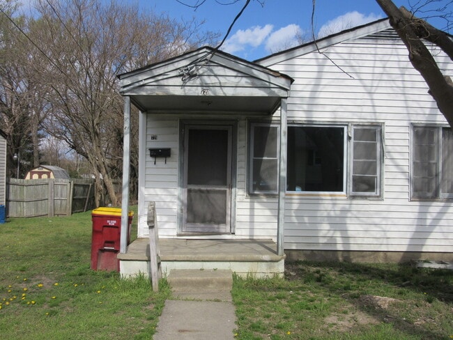 property at 721 Miller St