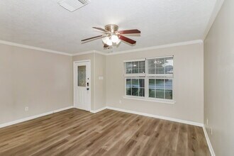 1014 Vera Cruz Dr in Rosenberg, TX - Building Photo - Building Photo