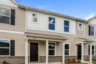 291 Century Dr in Salisbury, NC - Building Photo - Building Photo