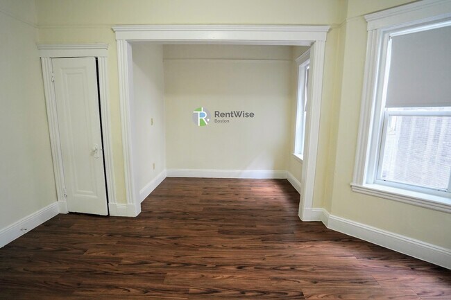 1185 Boylston St, Unit 7 in Boston, MA - Building Photo - Building Photo