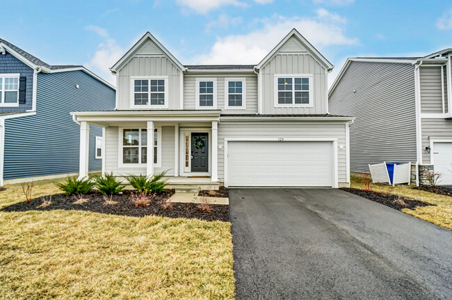 129 Mahogany Dr in Lewis Center, OH - Building Photo - Building Photo