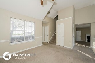 4290 Ward Bluff Ct, Unit 445 in Ellenwood, GA - Foto de edificio - Building Photo