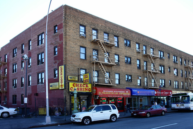 4217-4227 College Point Blvd in Flushing, NY - Building Photo - Building Photo