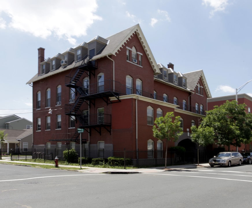 179-187 1st St in Elizabeth, NJ - Foto de edificio
