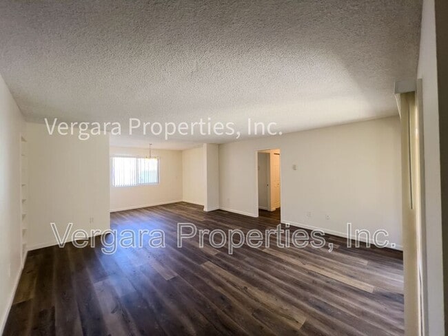 2513 Ruhland Ave in Redondo Beach, CA - Building Photo - Building Photo