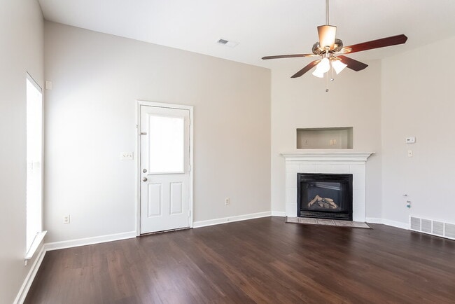 5636 Sycamore Woods Dr in Memphis, TN - Building Photo - Building Photo