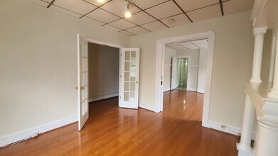 86 Tonnele Ave, Unit 1 in Jersey City, NJ - Building Photo - Building Photo