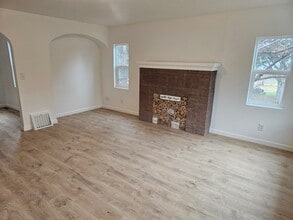 1880 8th St SE in East Wenatchee, WA - Building Photo - Building Photo