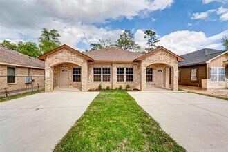 9306 Bean St in Houston, TX - Foto de edificio - Building Photo