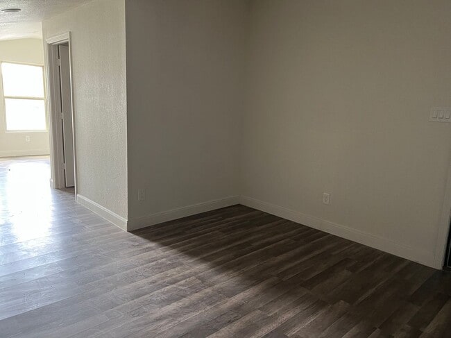 201 Eastwood St in Houston, TX - Building Photo - Building Photo