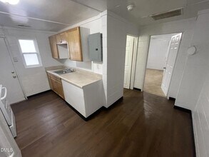 820 Coleman St, Unit 1/2 in Raleigh, NC - Building Photo - Building Photo