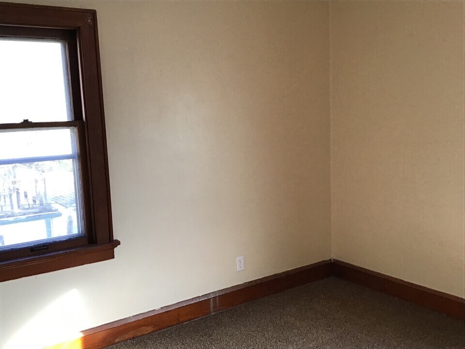 3526-3528-3528 N 40th St in Milwaukee, WI - Building Photo