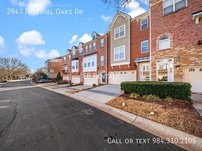 2947 Imperial Oaks Dr in Raleigh, NC - Building Photo - Building Photo