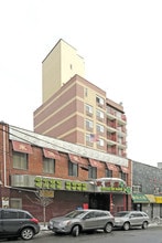 13537 37th Ave in Flushing, NY - Building Photo - Building Photo