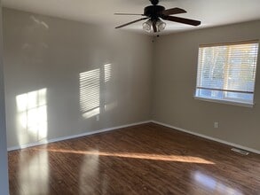 1165 E 19th N St in Mountain Home, ID - Building Photo - Building Photo