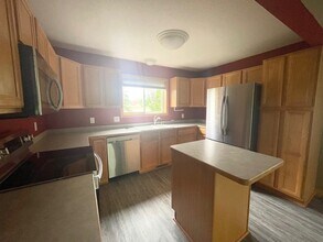 13924 Glendale Trail in Savage, MN - Building Photo - Building Photo