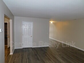 3131 Decapolis Dr in Charlotte, NC - Building Photo - Building Photo