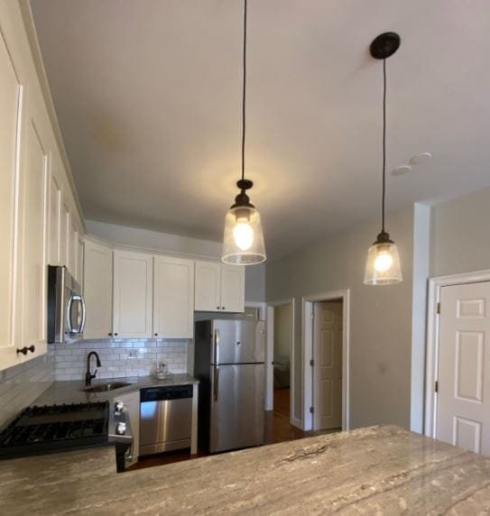 12 Chelsea St, Unit 2 in Boston, MA - Foto de edificio - Building Photo