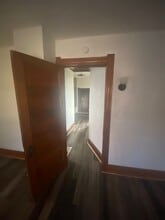 220 E Pearl St in Toledo, OH - Foto de edificio - Building Photo