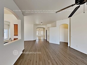 660 S Lawson Dr in Apache Junction, AZ - Foto de edificio - Building Photo