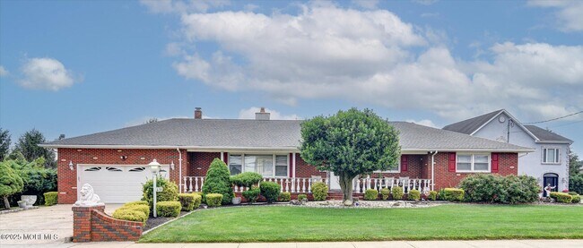 418 Atlantic Ave in Strathmore, NJ - Building Photo - Building Photo