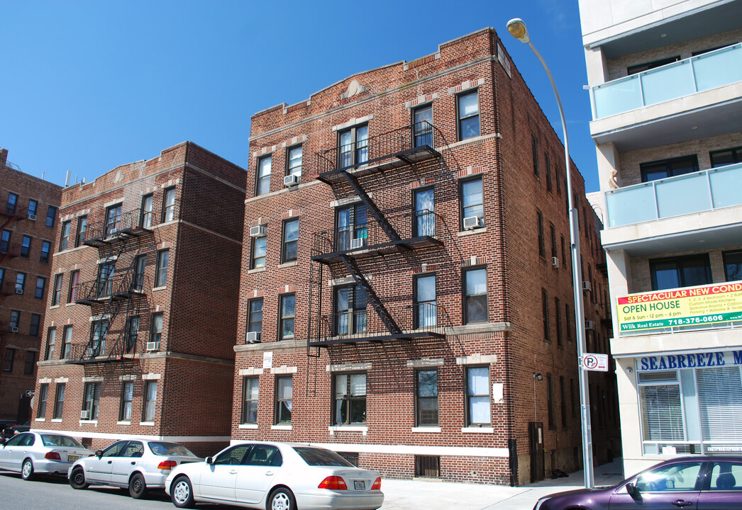 145 Sea Breeze Ave in Brooklyn, NY - Building Photo