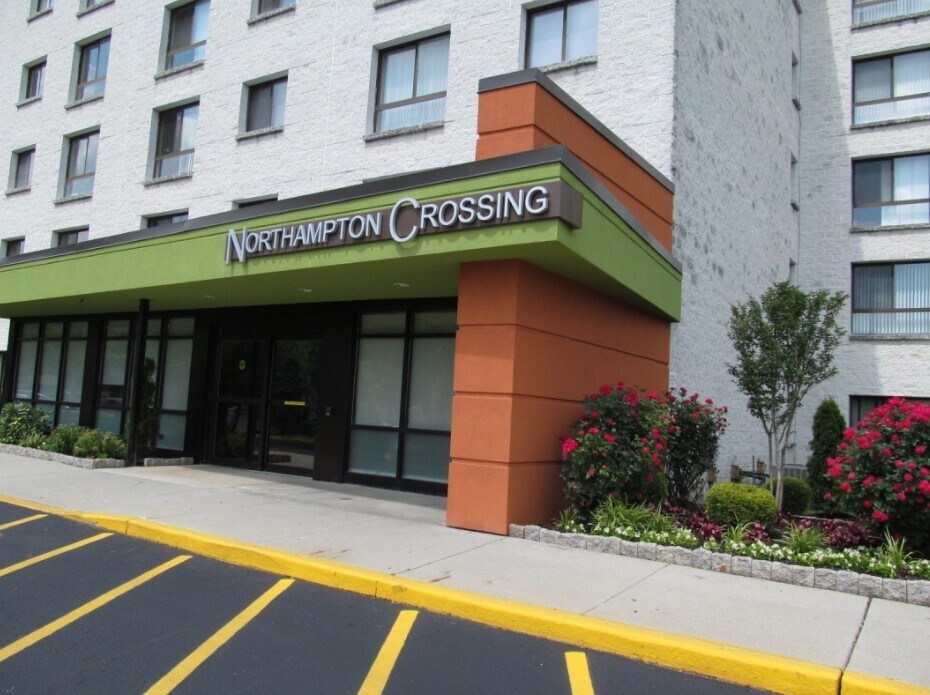 Northampton Crossing in Mount Holly, NJ - Foto de edificio