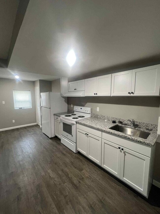610 W 9th St in Joplin, MO - Building Photo - Building Photo