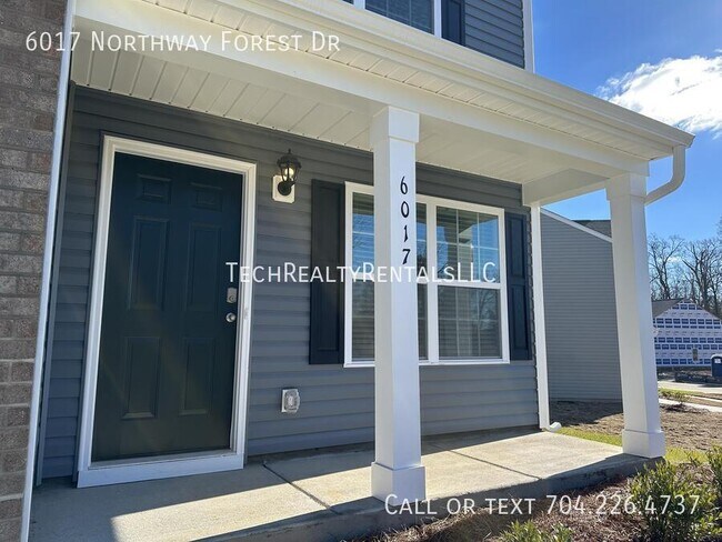 6017 Northway Frst Dr in Charlotte, NC - Building Photo - Building Photo
