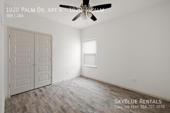 1020 Palm Dr in Alamo, TX - Building Photo - Building Photo