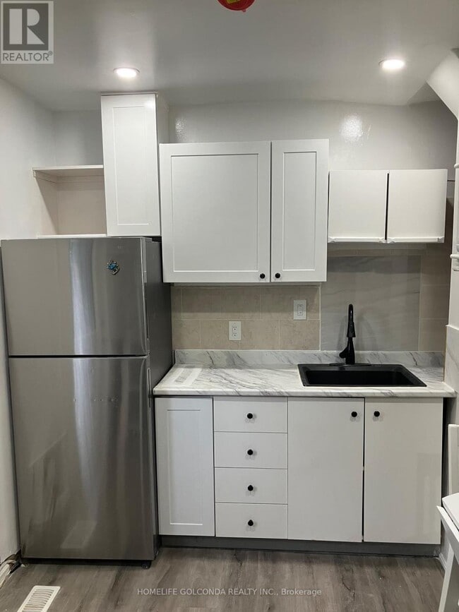 property at 4 Greenock Ave